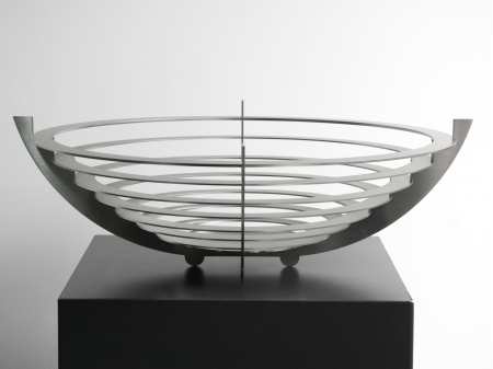 Brushed stainless steel bowl, in the shape of an ufo. 
Measurements: 60 x 60 x 25 cm. 
Series of 8, of which 6 sold. 