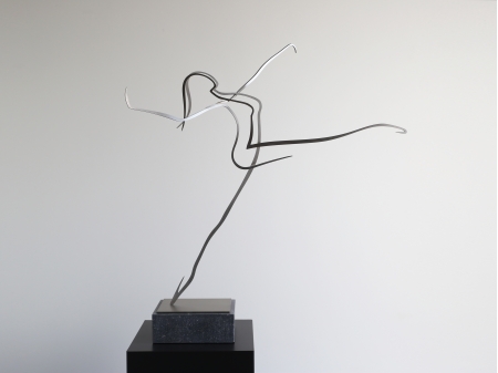 Stainless steel thread figure of a dancing woman, placed on bluestone pedestal. 
Measurements M: 95 x 87 x 500 cm. 
Measurements S: 75 x 69 x 28 cm.
Series of 8 pieces. Still available. Request information how much is still available and where exhibited.